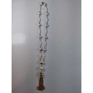Vintage White Beaded Lariat Tassel Necklace Gold Tone Long Fashion Statement 24"